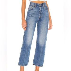 Levi’s Ribcage Straight Jeans